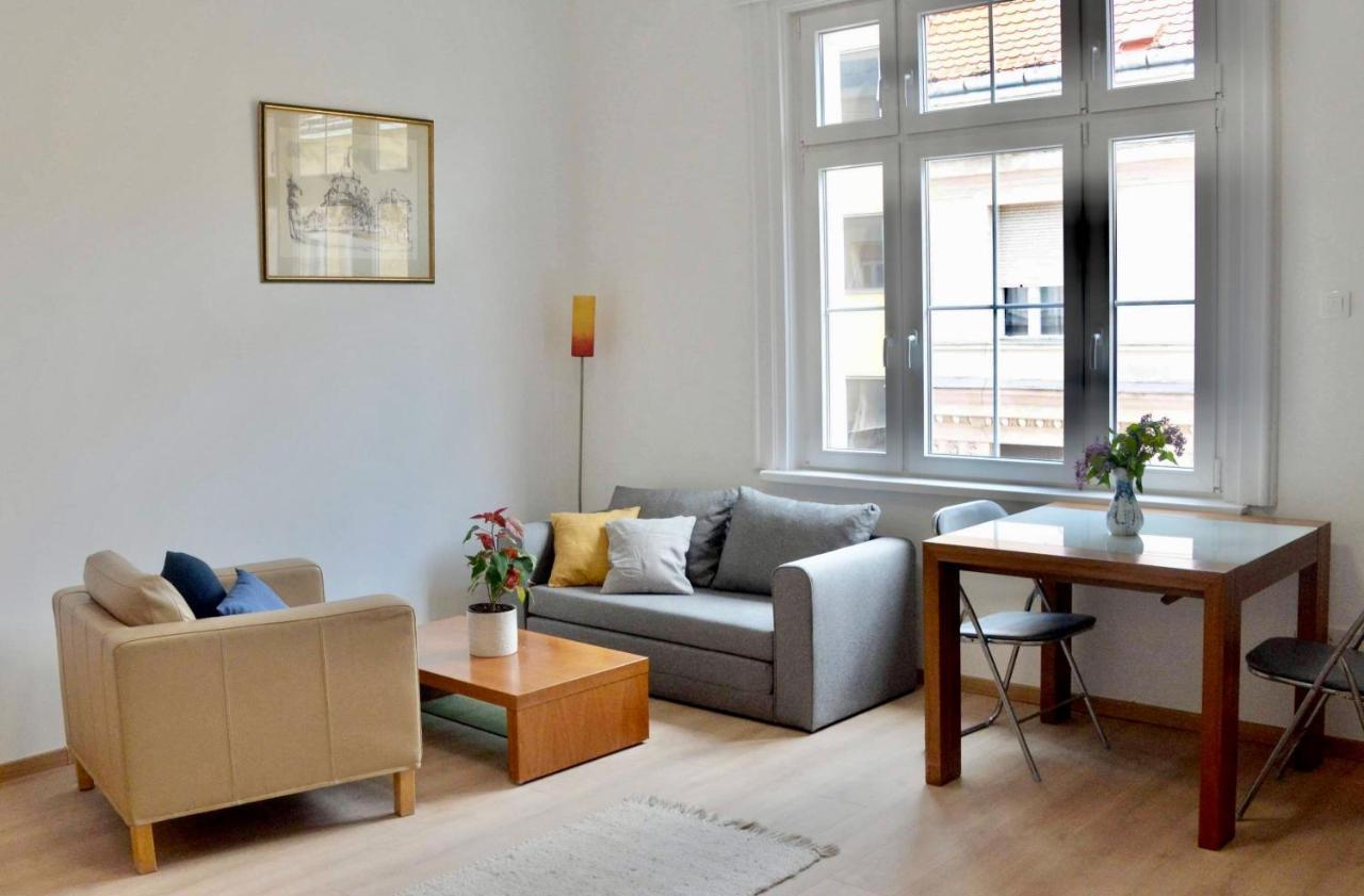 Nick'S Apartment-Spacious, Central And Quiet, By Margit Bridge Budapest Bagian luar foto